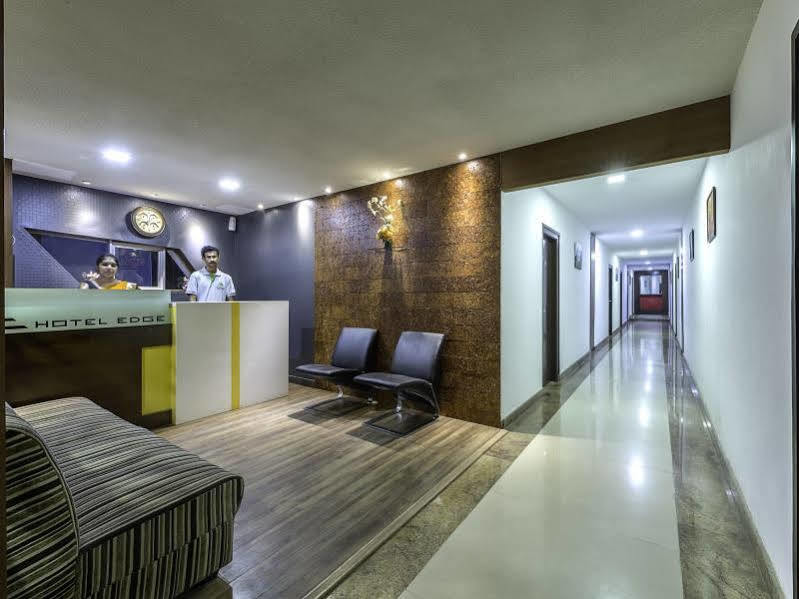 Treebo Trend Edge St Marks Road Bangalore Dış mekan fotoğraf