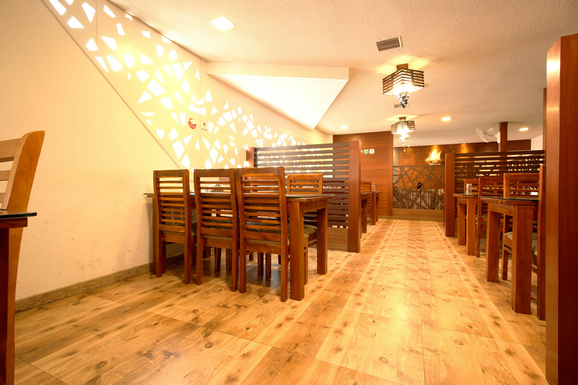 Treebo Trend Edge St Marks Road Bangalore Dış mekan fotoğraf
